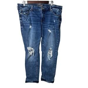 Torrid 18S Boyfriend Straight Distressed Vintage Stretch Jeans Medium Wash
